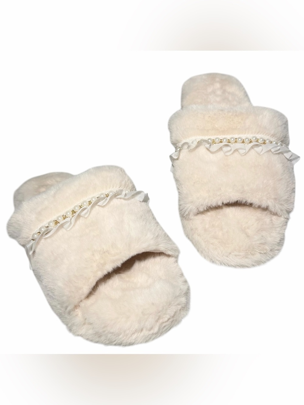 Gertex Slippers M/L (8-10) Cream Faux Fur Ruffles & Pearls